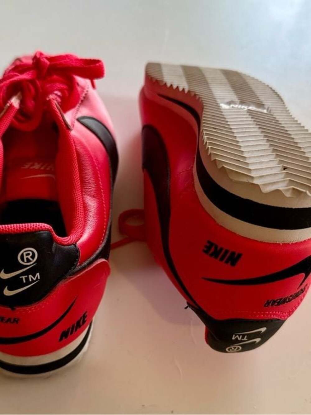 Nike Classic Cortez
Overbranding Red Orbit Sneakers with Black Swoosh US W7 US - Picture 6 of 8